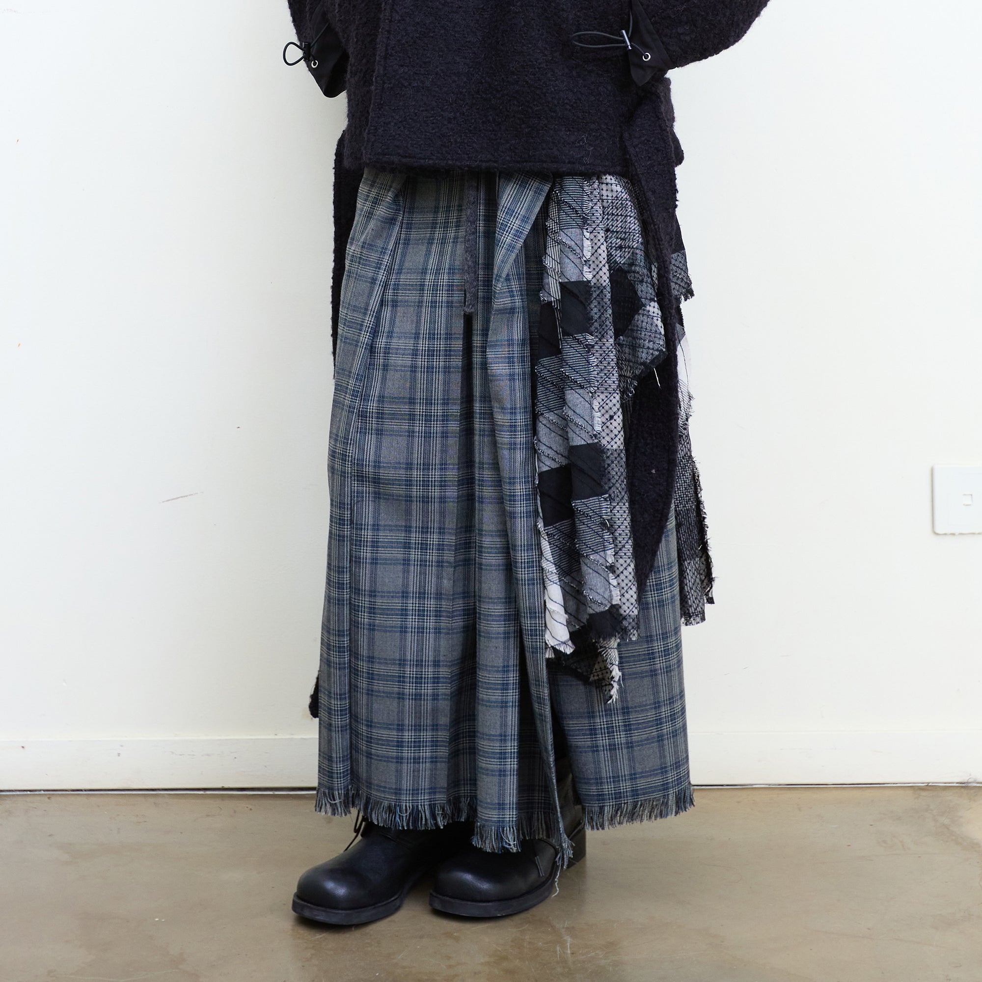 NEVERSEEZ Detachable Waist Scarf Pleated Plaid Maxi Skirt