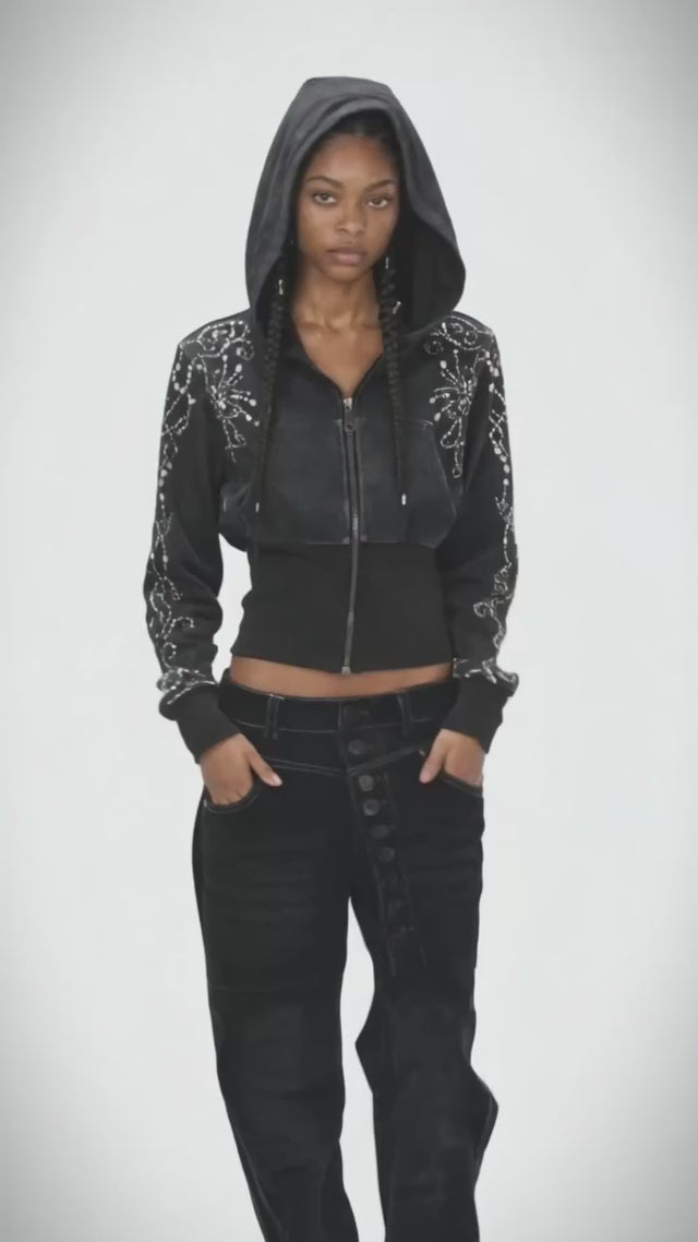 Ad video: FAYCHUI Spiral Gem Studded Cropped Zip-Up Hoodie _1_.mov (added by the ERP from the ad creative library)