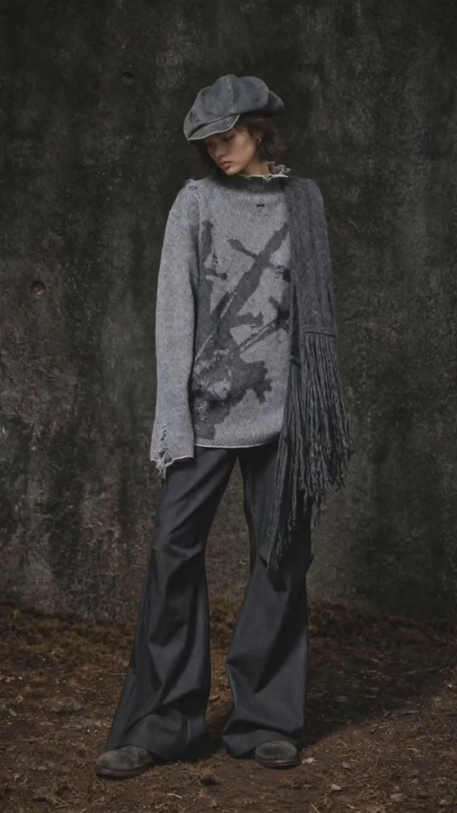 Ad video: ILNya Nieternite Nifutur Distressed Sword Graphics High-Neck Sweater _2_.mov (added by the ERP from the ad creative library)