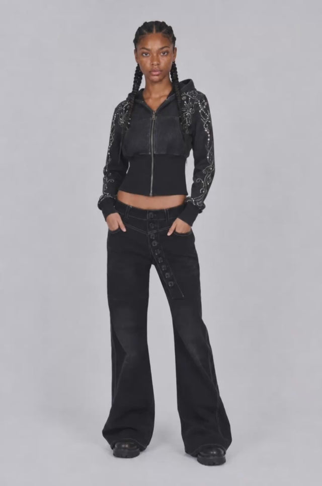 Ad video: FAYCHUI Spiral Gem Studded Cropped Zip-Up Hoodie_FAYCHUI Asymmetrical Button Fly Bootcut Jeans.mov (added by the ERP from the ad creative library)