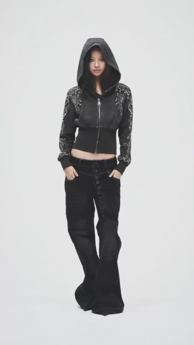Ad video: FAYCHUI Spiral Gem Studded Cropped Zip-Up Hoodie _3_.mov (added by the ERP from the ad creative library)