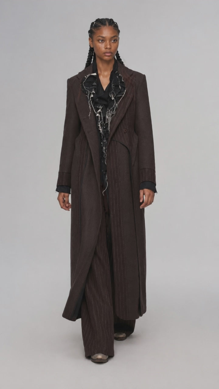 Ad video: ILNya Nieternite Nifutur Tailored Stripe Paneled Wool-Blend Coat.mp4 (added by the ERP from the ad creative library)