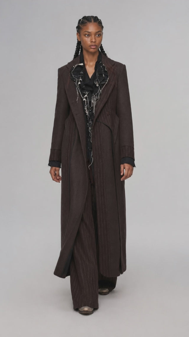Ad video: ILNya Nieternite Nifutur Tailored Stripe Paneled Wool-Blend Coat.mp4 (added by the ERP from the ad creative library)