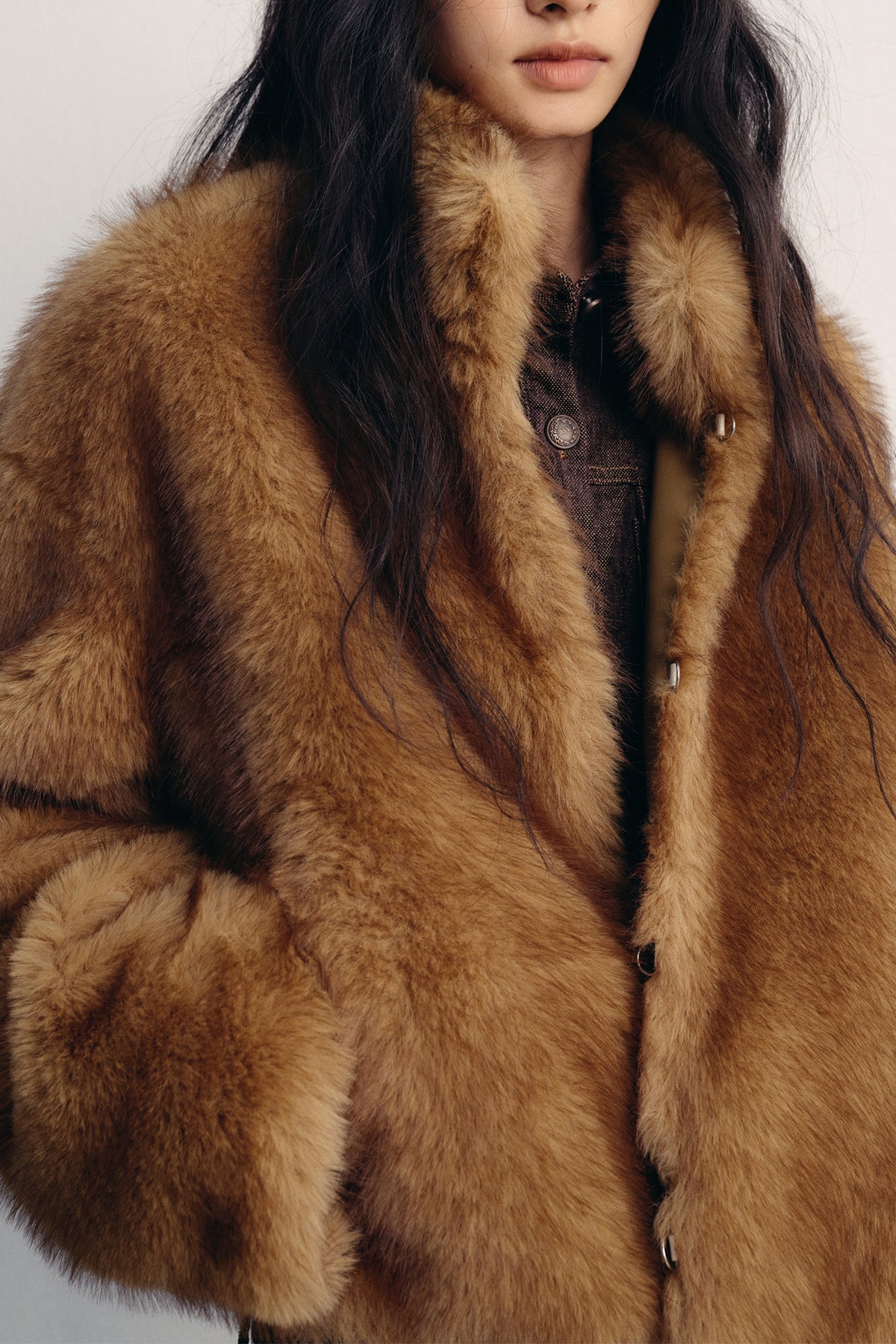 LVETONG Ombre Two-Tone Faux Fur Jacket