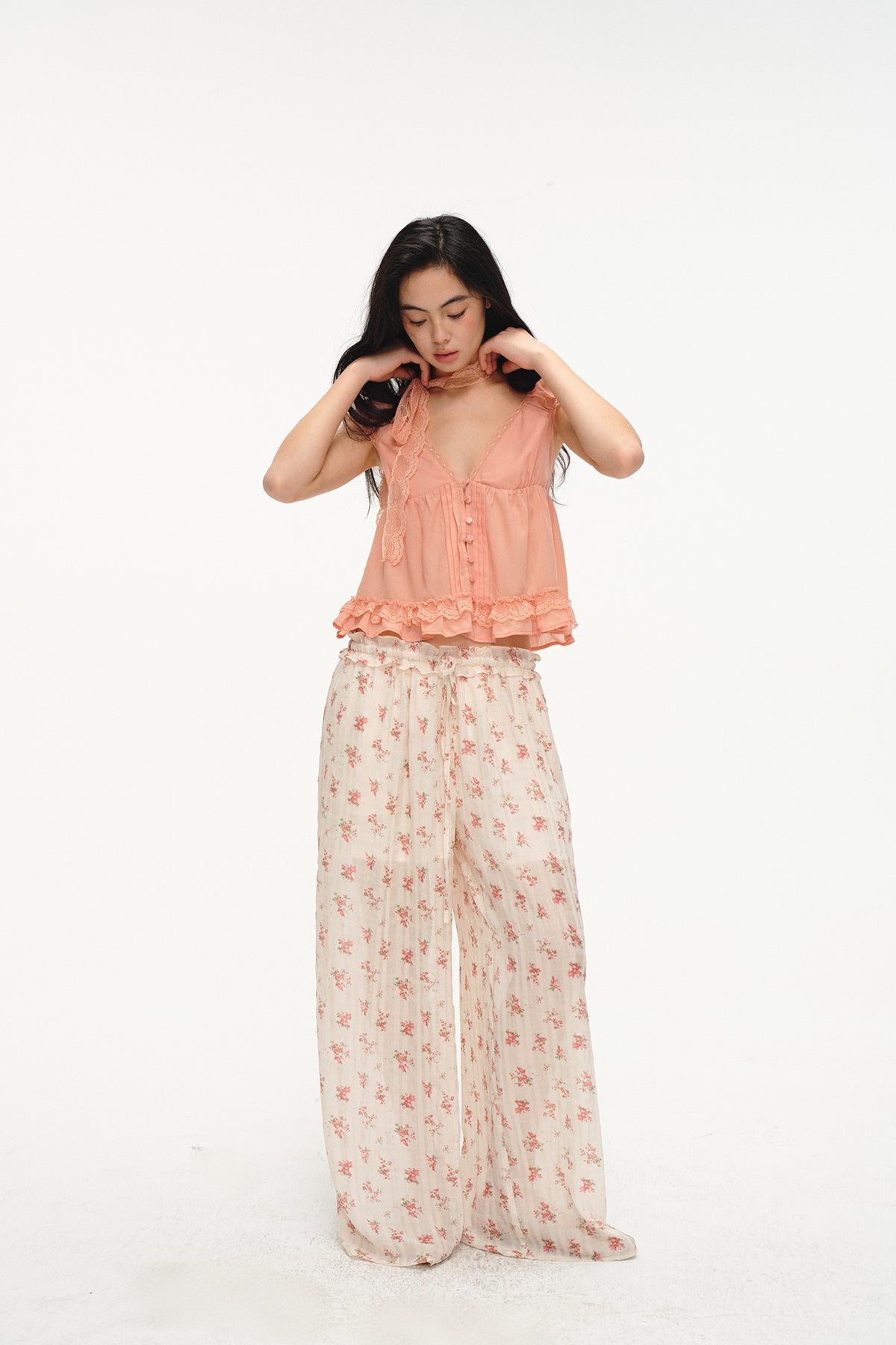LVETONG Lace Bow Tie-Front Puff Sleeve T-Shirt