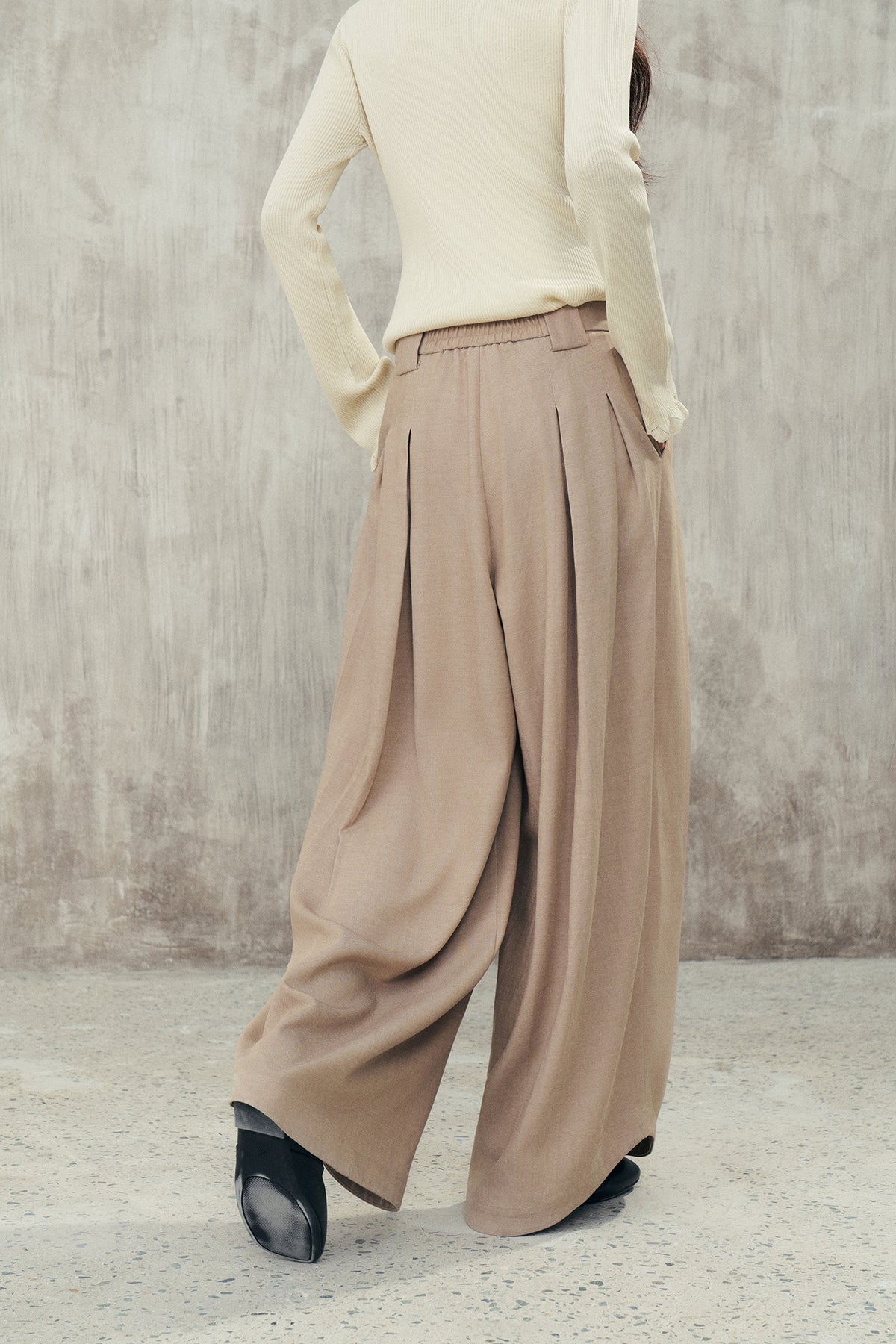 SAME FLOW Draped Pleated Wide-Leg Pants