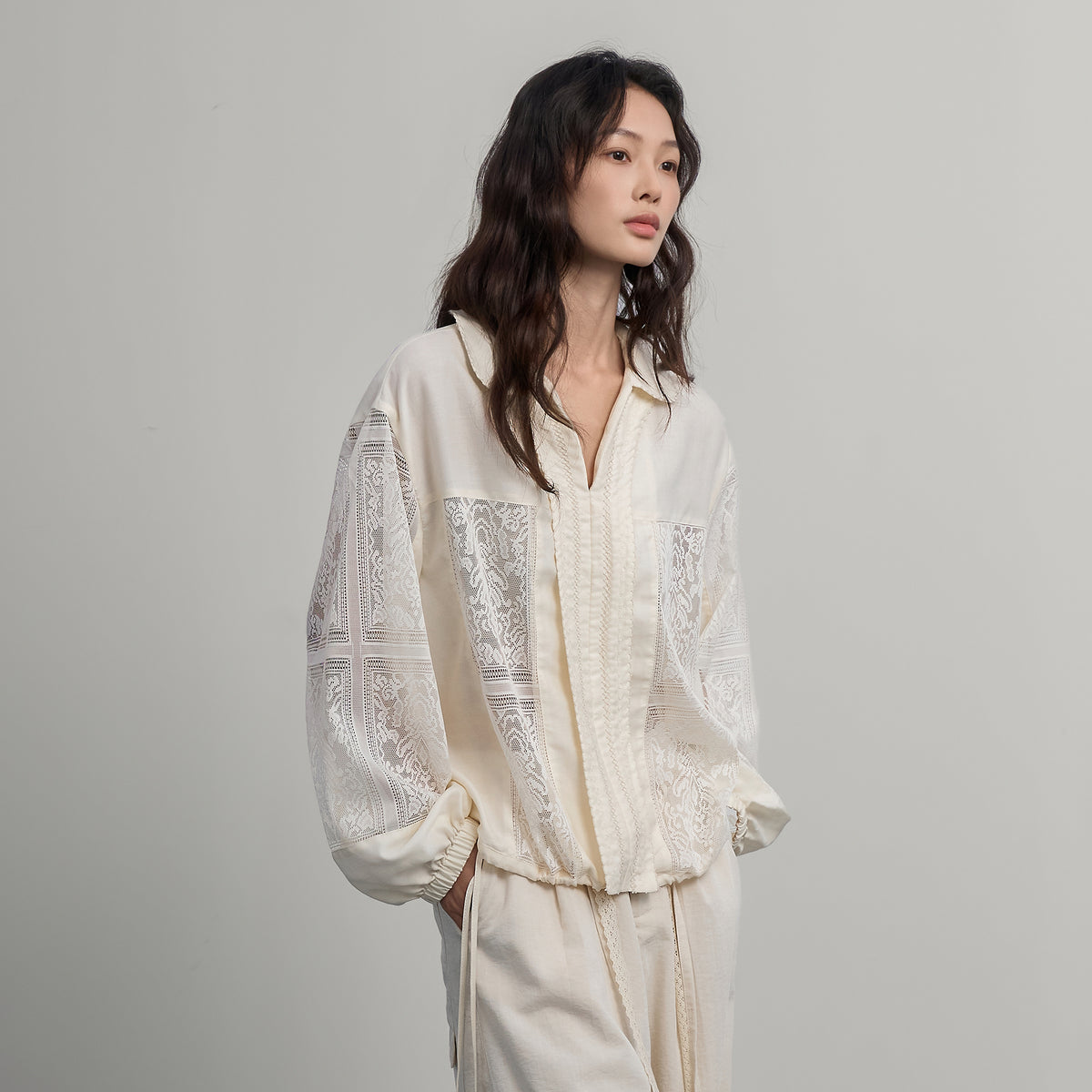 SAME FLOW Sheer Lace-Spliced Shirt