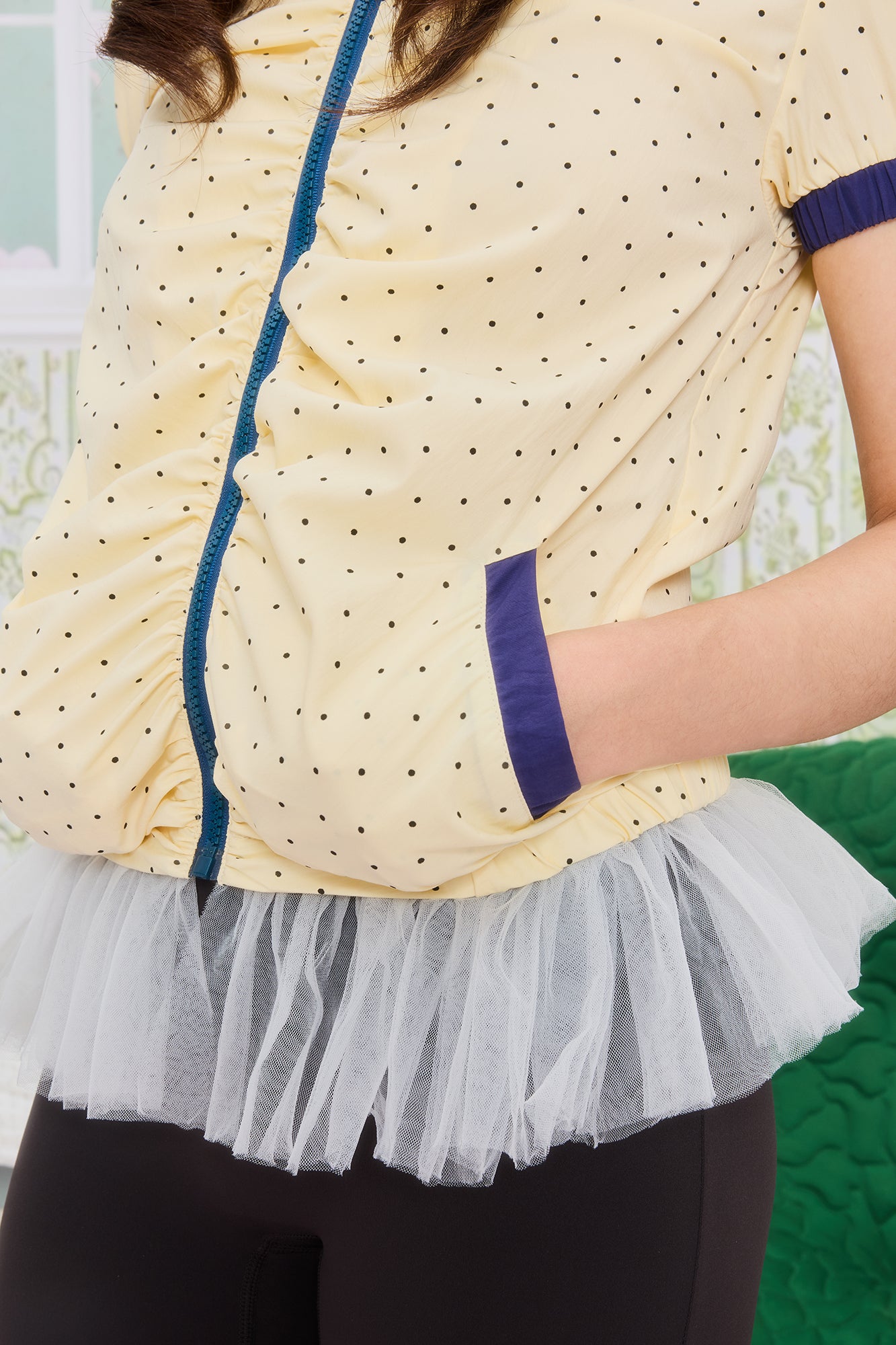 UNSOCIAL NIGHT Polka Dot Short-Sleeve Zip-Up Hoodie